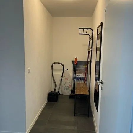 Moderne Sonnenbuehl * Singen